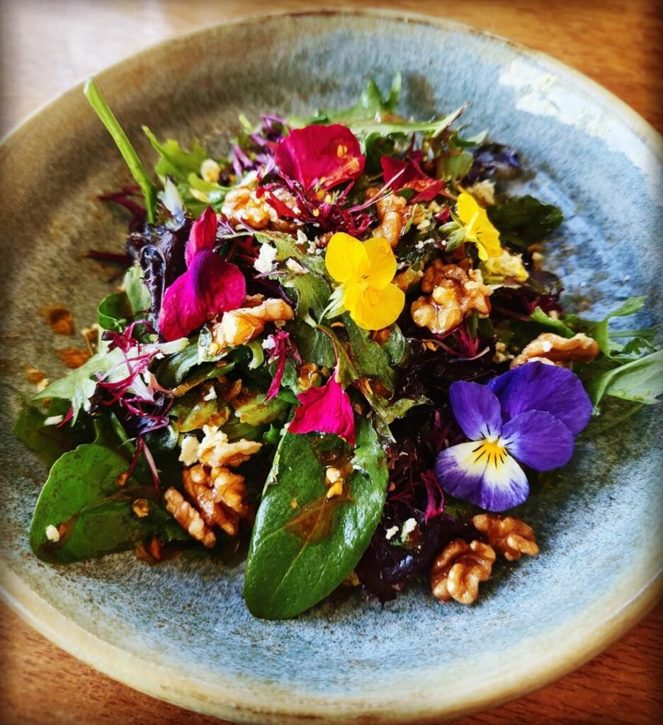 Edible Flowers Juli
