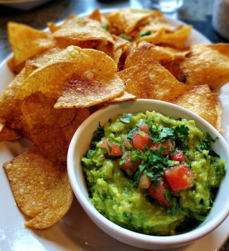 Tortilla Chips Guacamole